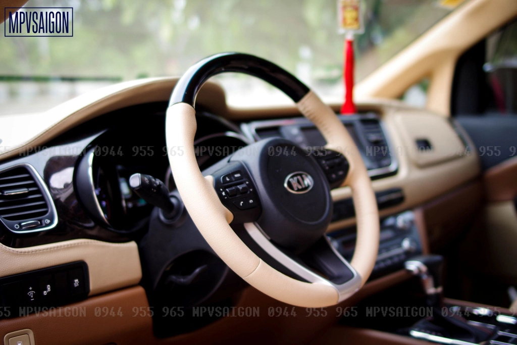 Nội thất SEDONA độ nâng cấp Limousine VIP