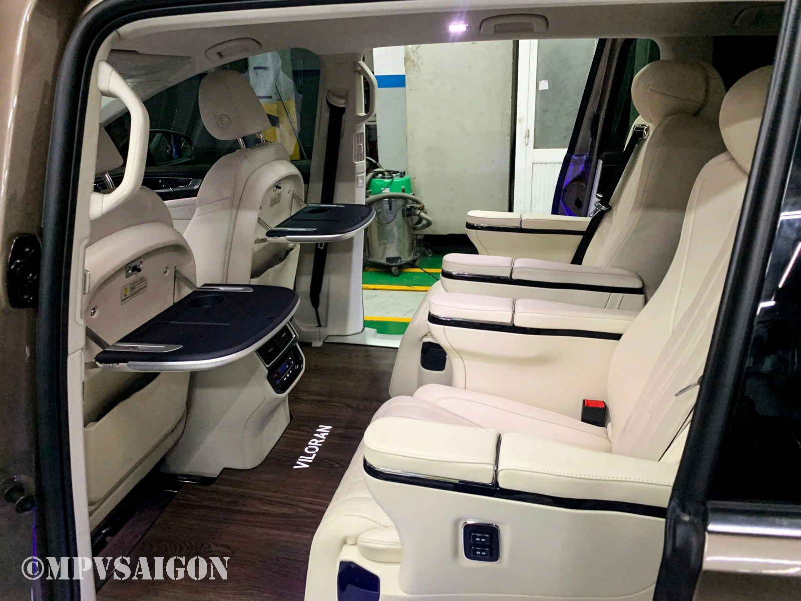 Ghế Limousine Alphard 30 nhập khẩu